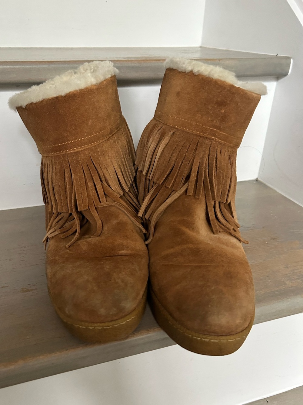 Tory Burch Chestnut Brown Suede Fringe Shearling moccasins - Picture 5 of 6